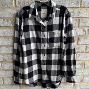 Style & co Long Sleeve Button Down Collared Check Shirt Women's Size S.